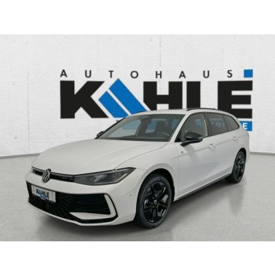 Volkswagen Passat R-Line CarPlay Matrix Pano ACC AHK