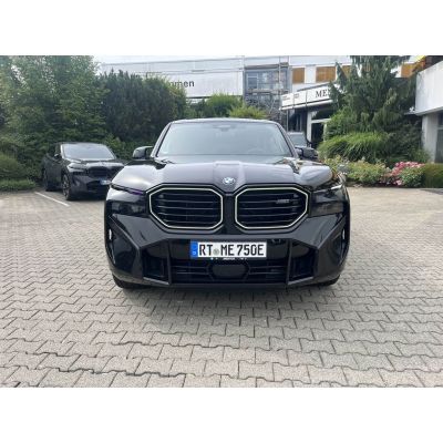 BMW XM 50e Gestiksteuerung BandW Surround DAB PDC
