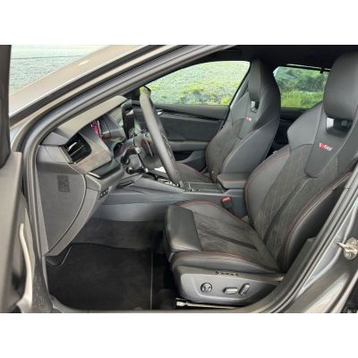 Skoda Octavia Combi RS 2.0TSI AHK*Canton*Lounge*MTRX!!
