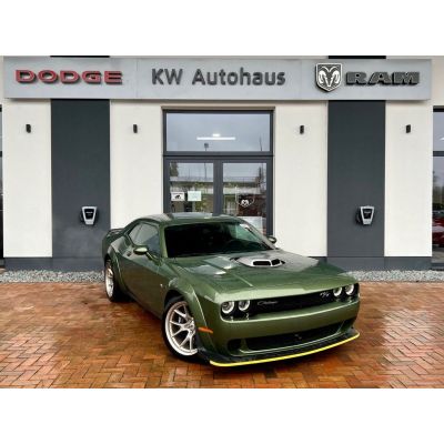 Dodge Challenger Scat Pack Widebody SWINGER edition