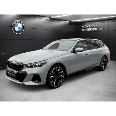 BMW 540d xDrive Tou MSport KeyLess Pano STH DA+ LED