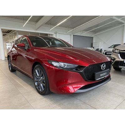 Mazda 3 2025 2.5 Center Qi, LogIn, SHZ, 18", Navi