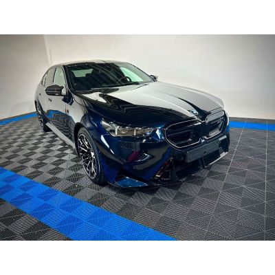 BMW M5 / Ultimate Paket/Keramik Brake/Carbon/stock