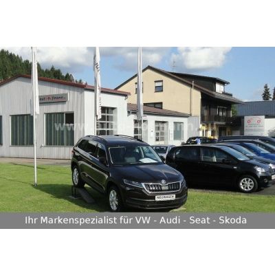 Skoda Karoq 130 Premium 4x4 NAVI STHZ El.Heckkl. AHK