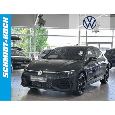Volkswagen Golf VIII 1.5 DSG eTSI R-Line BlackStyle AHK DAB