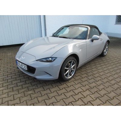 Mazda MX-5 1.5L SKYACTIV-G (132 hp) Rückfahrkamera / M