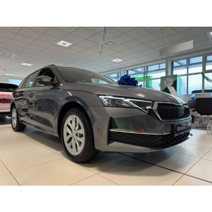 Skoda Octavia Combi 2.0TDI DSG*RFK*AHK*NAVI*Head-Up