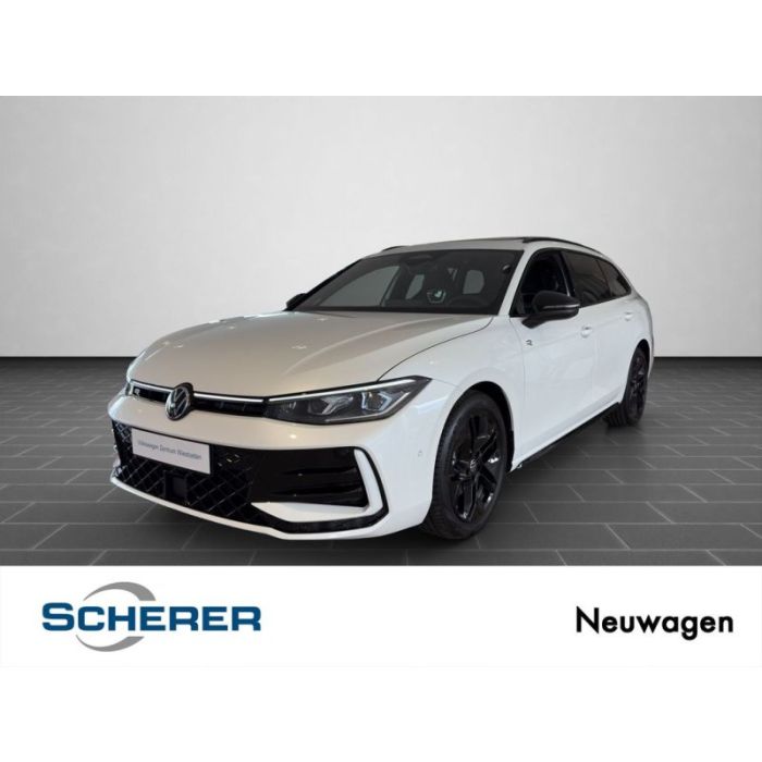 Volkswagen Passat R-Line 2.0 TDI DSG *BLACKSTYLE *AHK *PANO