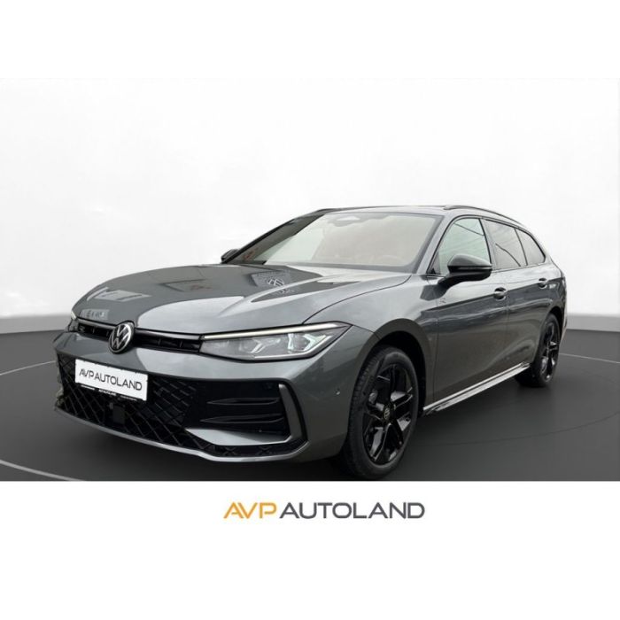 Volkswagen Passat 2.0 TDI DSG 4MOTION R-Line - AHK - PANO -