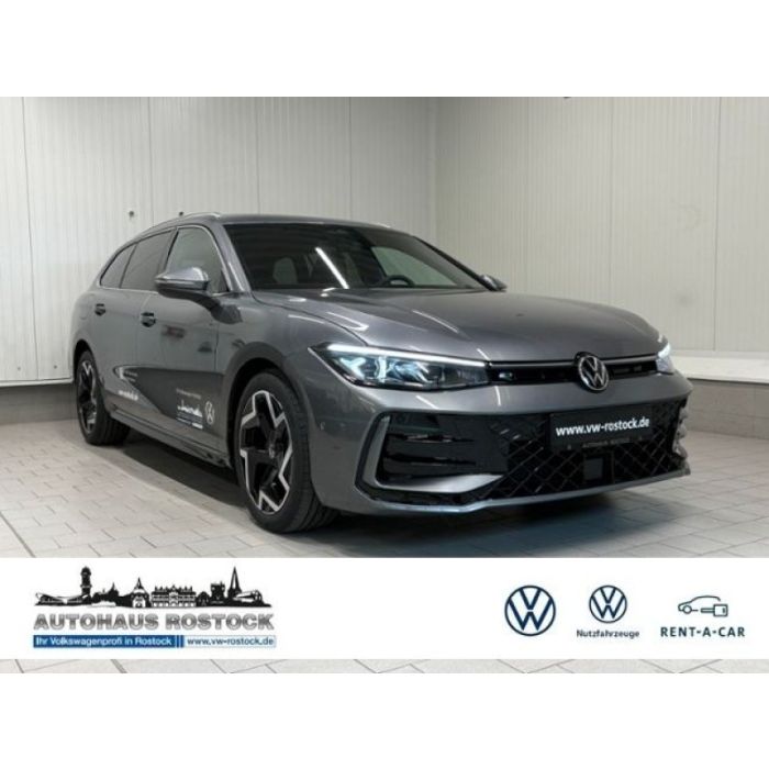 Volkswagen Passat Variant R-line 2.0 TDI DSG AHK RFK LED