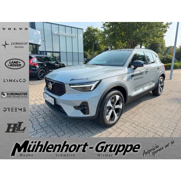 Volvo XC40 B4 B DKG PLUS DARK - AHK - 360° - Pilot -