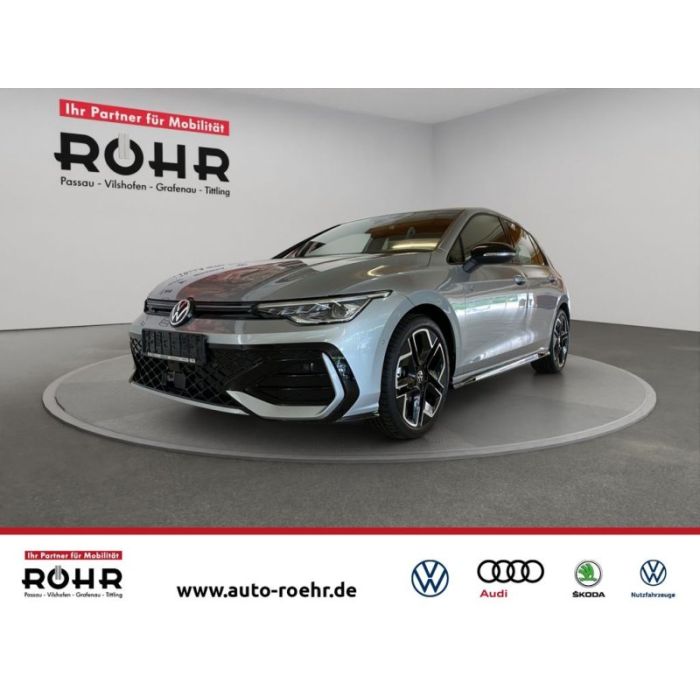 Volkswagen Golf VIII R-line P.E. 1.5 TSI BMT (Garantie 05/2