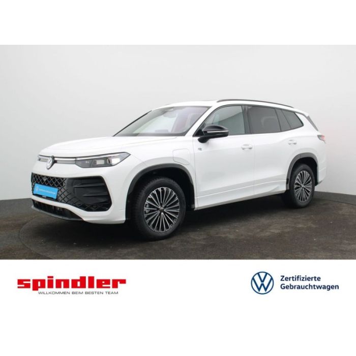 Volkswagen Tayron R-Line 1.5 Hybrid/ Matrix, BlackStyle,AHK