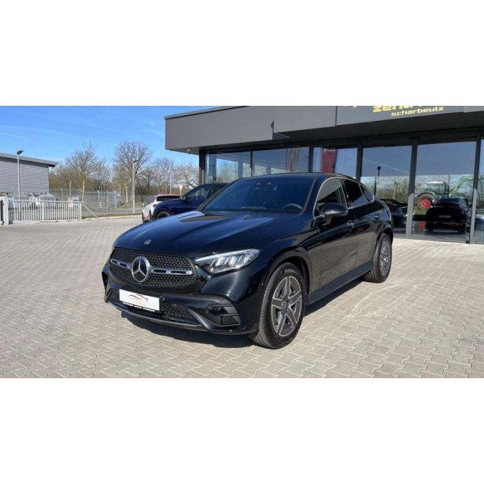 Mercedes-Benz GLC 300 d 4Matic; AMG Advanced Plus, AHK