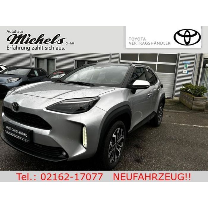 Toyota Yaris Cross Hybrid 4x2 Team D Winterpaket,