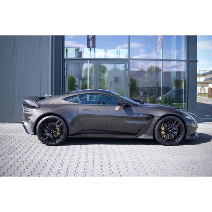 Aston Martin V12 Vantage 4.0 V12 F1