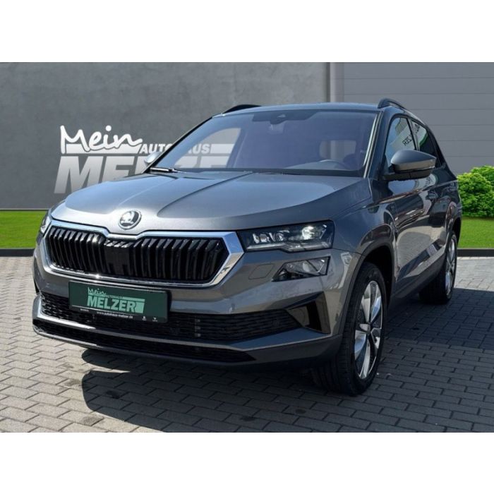 Skoda Karoq TOUR 1.5 TSI DSG+AHK+MATRIX+ACC+4xSHZ+ALU