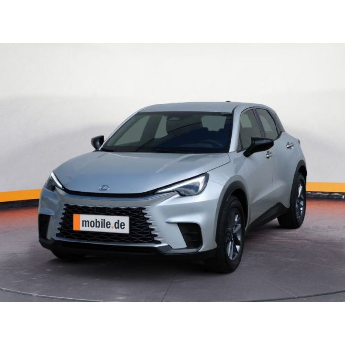 Lexus LBX FWD + Komfort Paket
